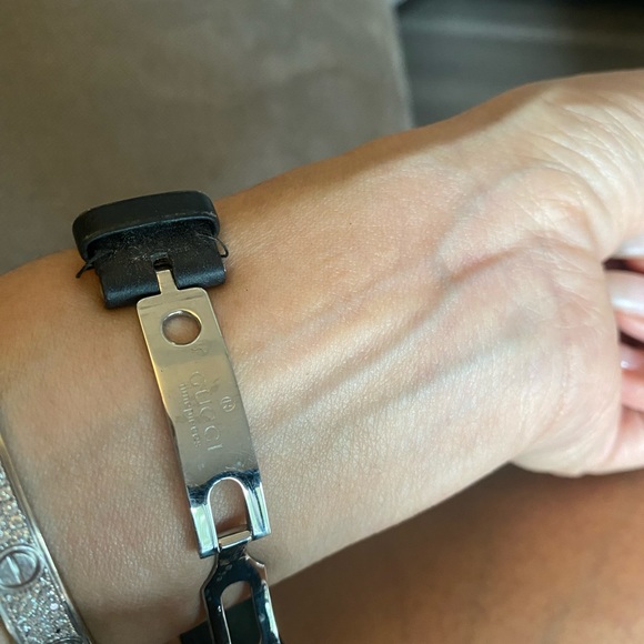 Gucci vintage stainless steel authentic watch. - Picture 6 of 8